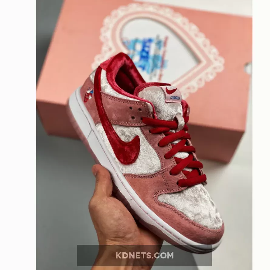 StrangeLove x Nike SB Dunk Low Pink Strange Love Sb
