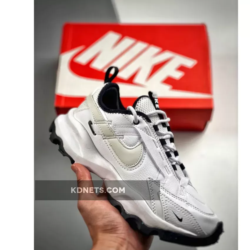 Nike TC 7900 White Black DR7851-100