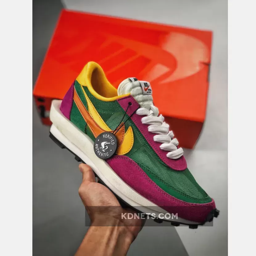 Nike Ld Waffle Shoes Sacai x Nike LDWaffle 'Pine Green' BV0073-301