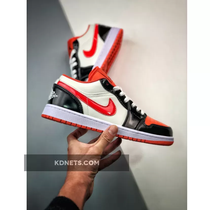 Air Jordan 1 Low ‘Halloween’ Team Orange/Black-Sail-Iron Grey | 1 gs Air Jordan 1 Low ‘Halloween’ Team Orange/Black-Sail-Iron Grey | 1 gs
