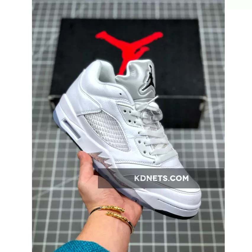 Nike Air Jordan 5 Low GS White Black / Wolf Grey 5