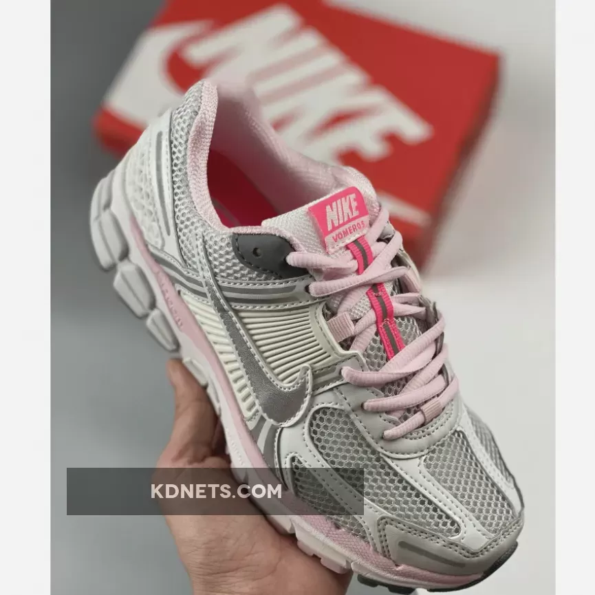 Nike Zoom Vomero 5 ‘520’ Silver/Pink FN3695-001
