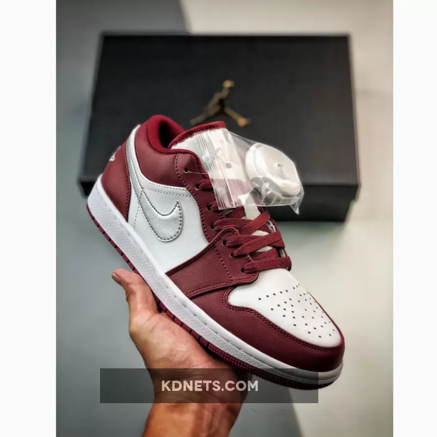 Air Jordan 1 Low Bordeaux