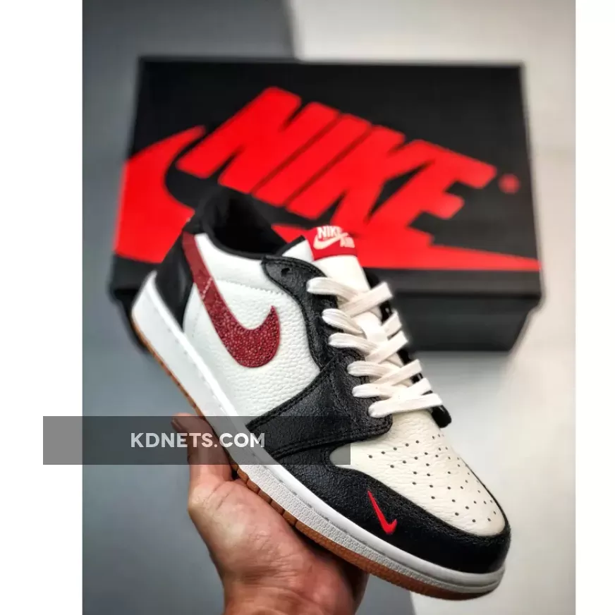 Air Jordan 1 Low OG "Oklahoma Sooners" PE