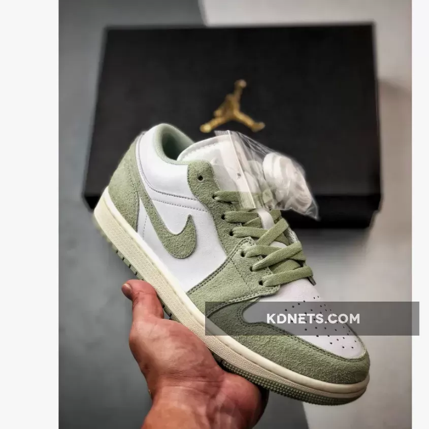 Air Jordan 1 Low Seafoam