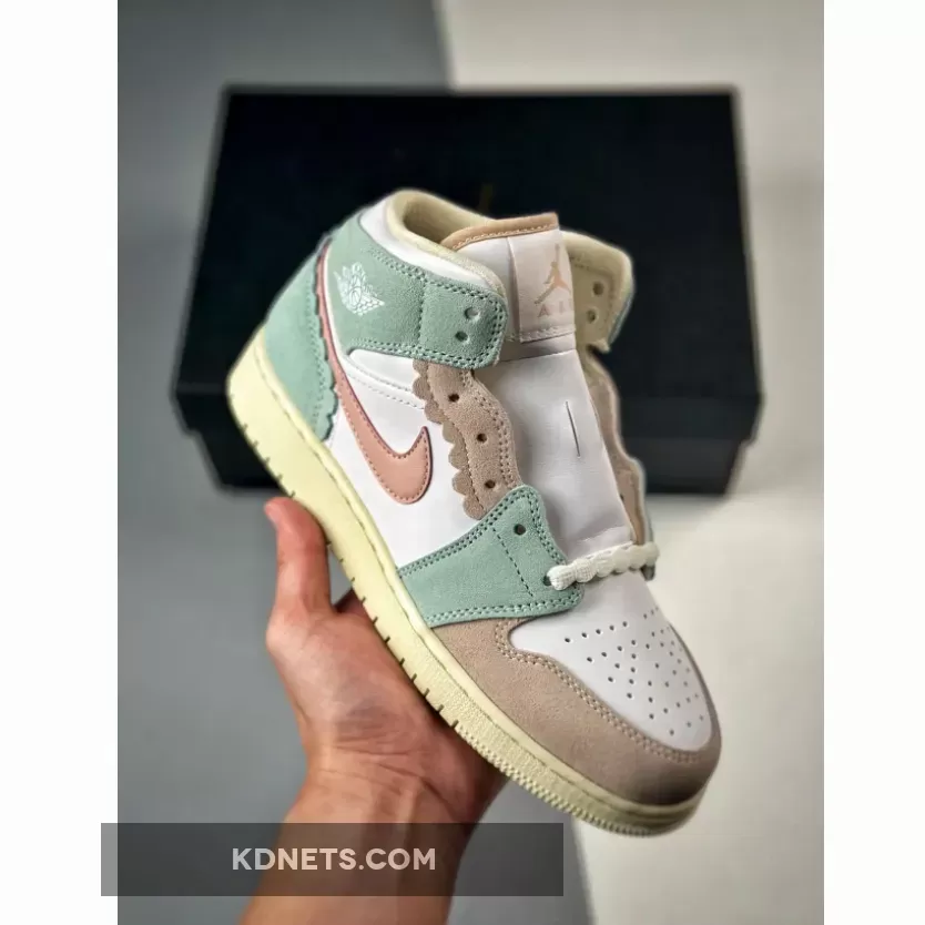 Air Jordan 1 Mid SE GS "Pink Oxford" New Arrival