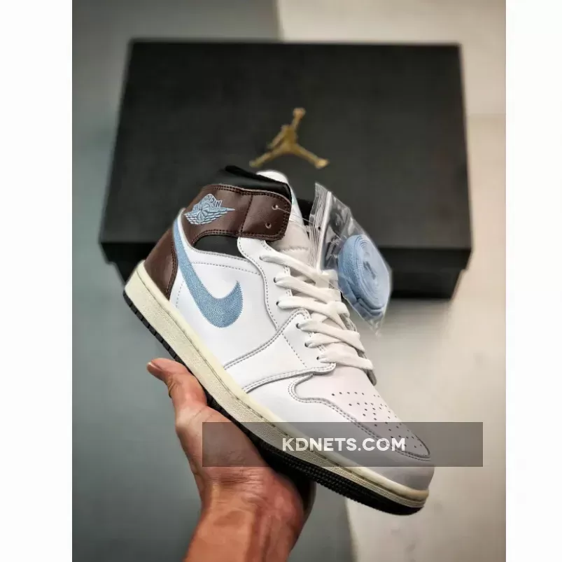 Air Jordan 1 Mid SE ‘White Blue Grey’