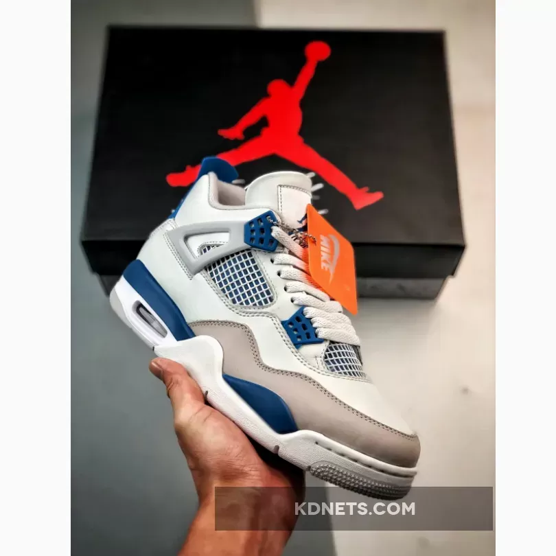 Air Jordan 4 "Military Blue"