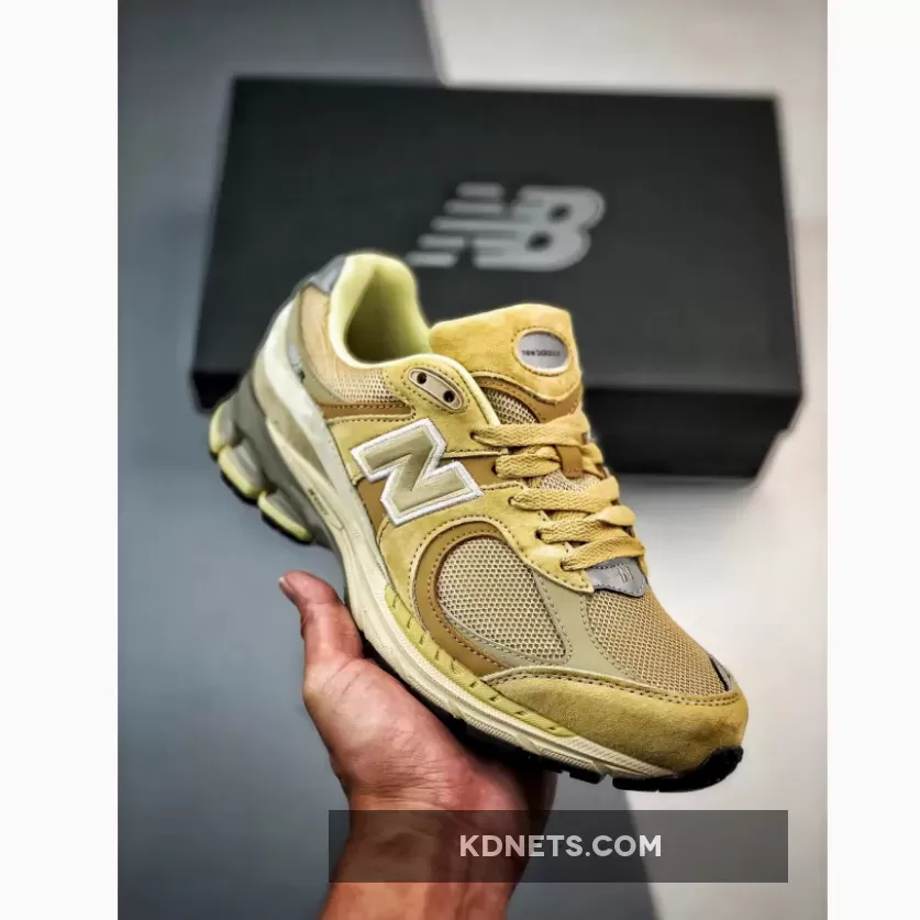 AURALEE x New Balance 2002R Yellow/Beige/White
