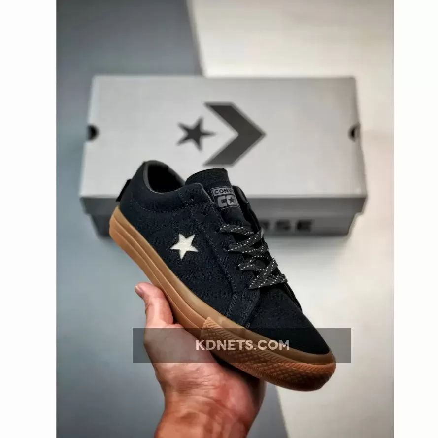 Converse One Star Pro Low ‘Black Dark Gum’
