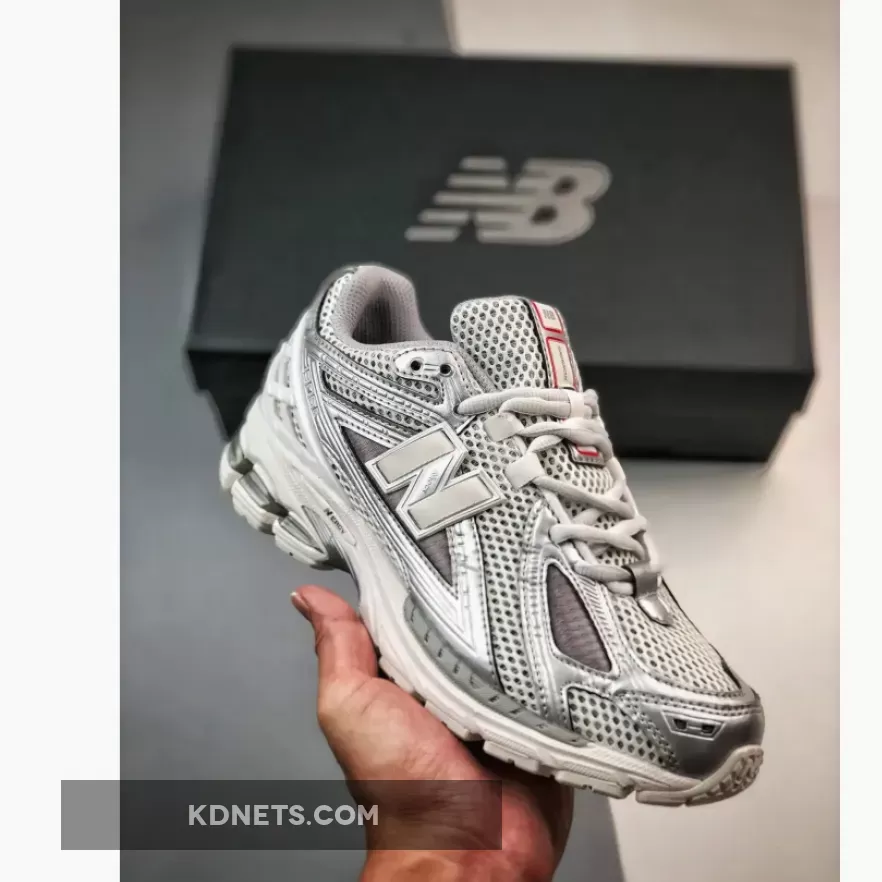 New Balance 1906R Urbancore Silver