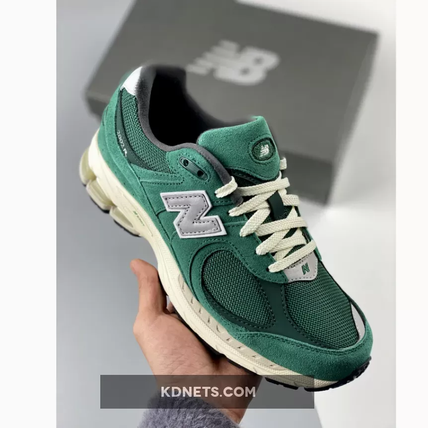 New Balance 2002R Nightwatch Green
