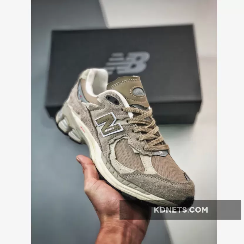 New Balance 2002R Protection Pack Driftwood
