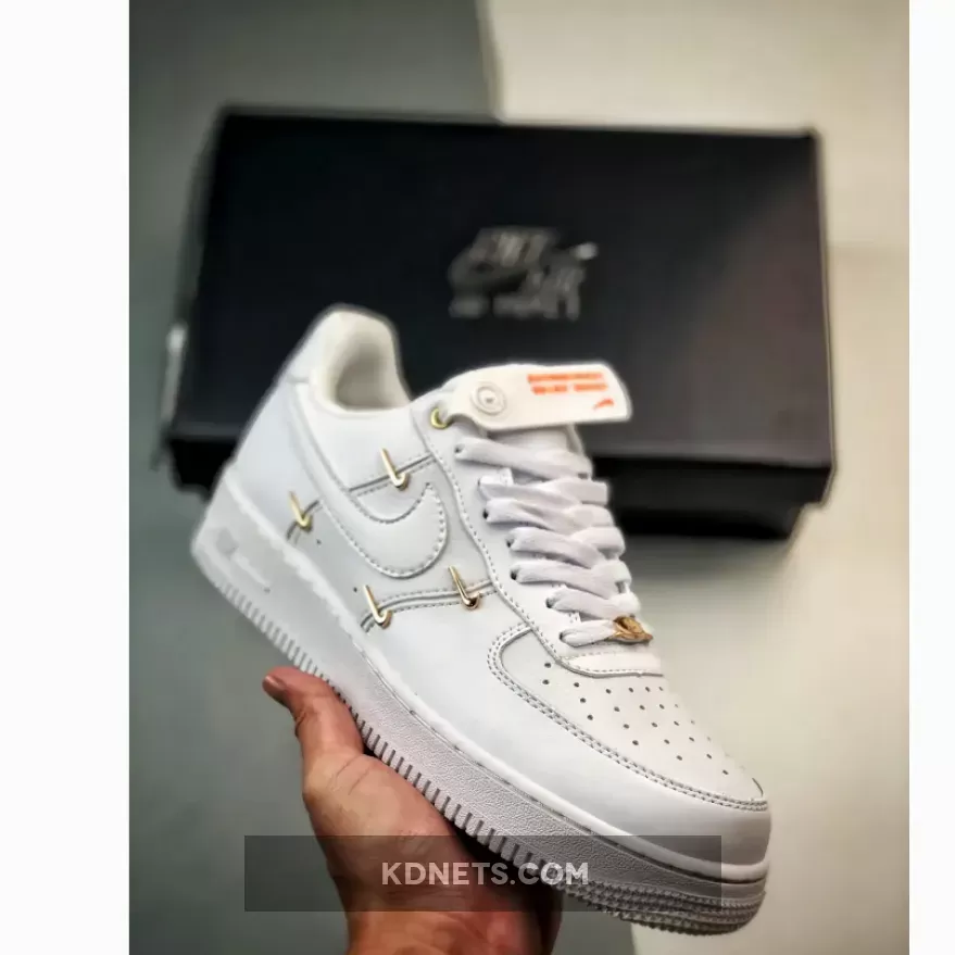 Nike Air Force 1 Low Sail Metallic Gold