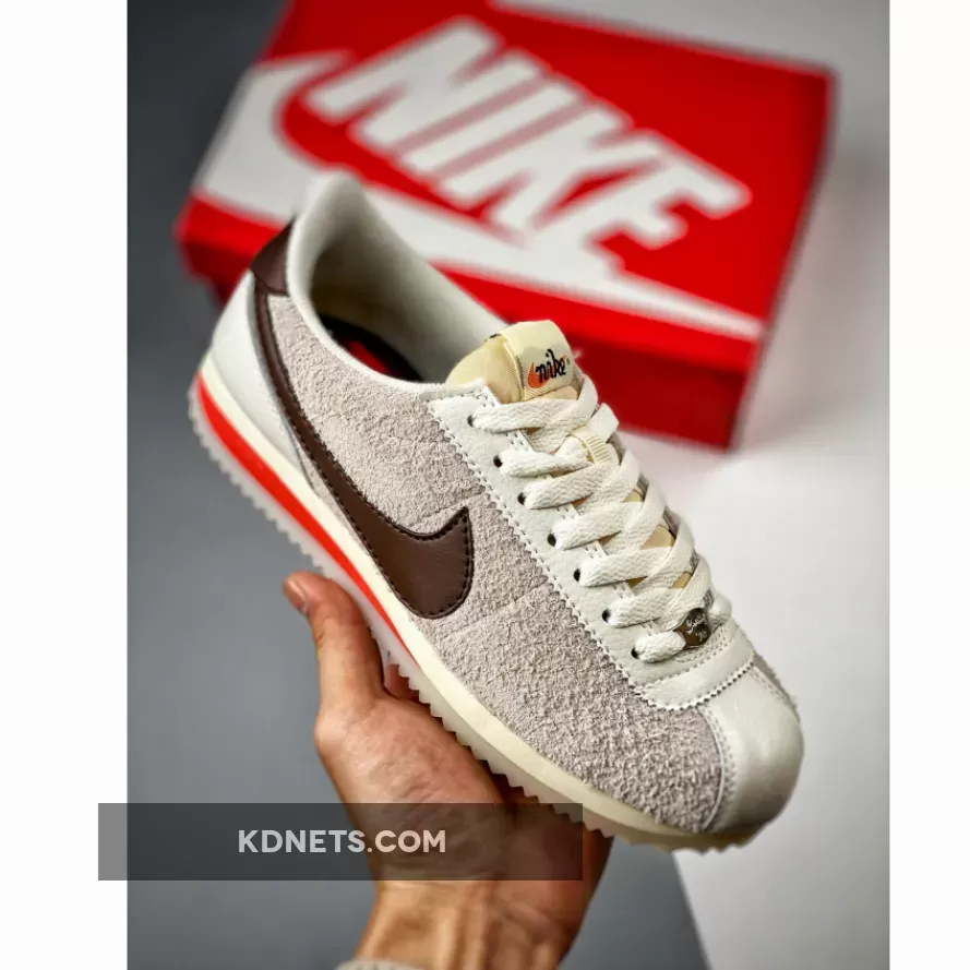 Nike Cortez 23 Sail/Earth/Light Orewood Brown