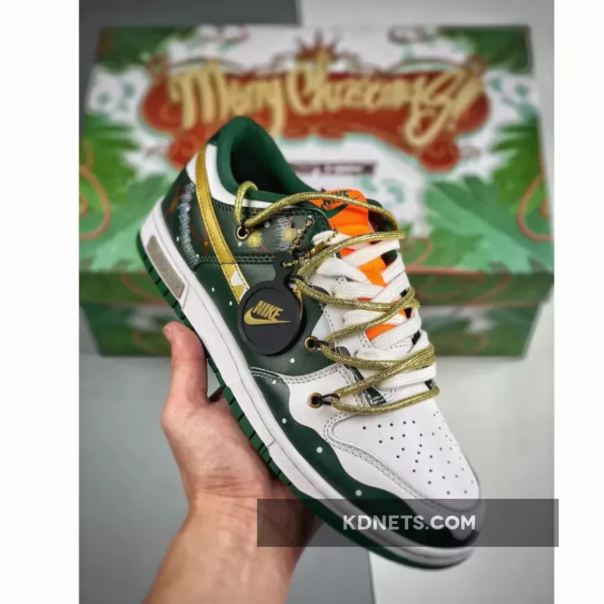 Nike Dunk Low ‘Christmas’ Green White