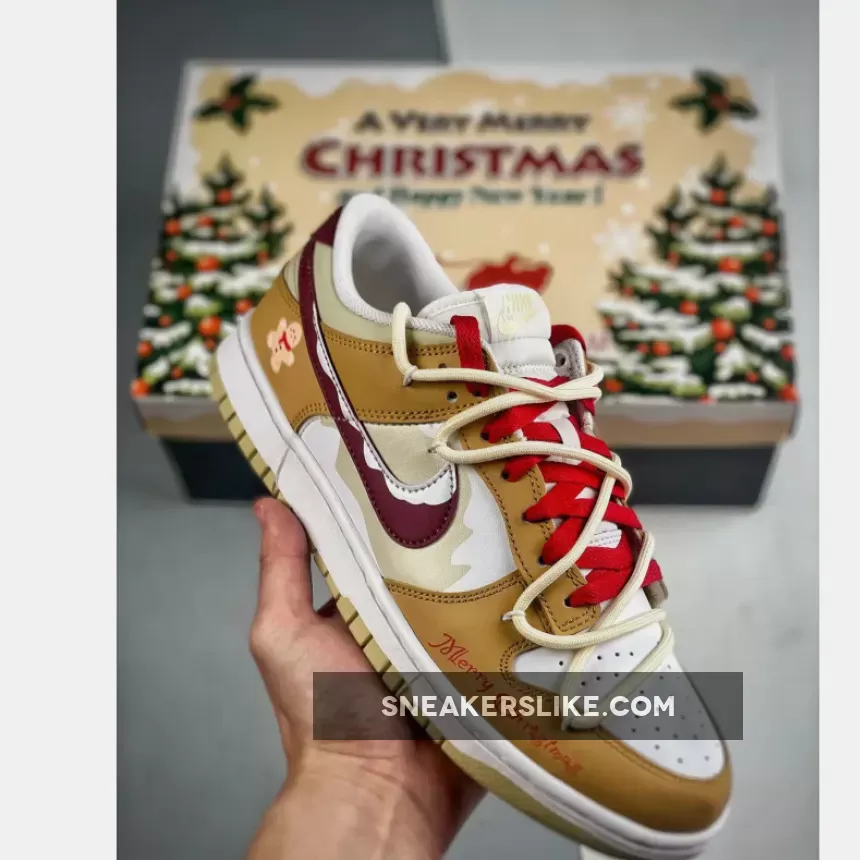 Nike Dunk Low ‘Merry Christmas’ Beige White Red