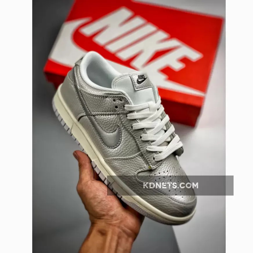 Nike Dunk Low Metallic Silver/Sail-White