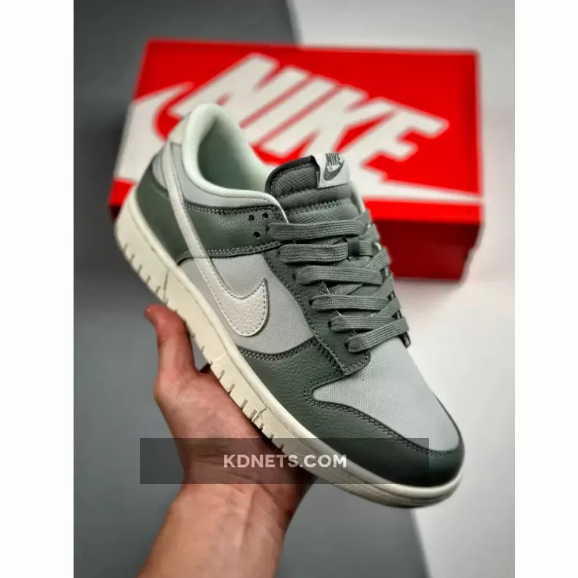 Nike Dunk Low Mica Green/Sail-Photon Dust