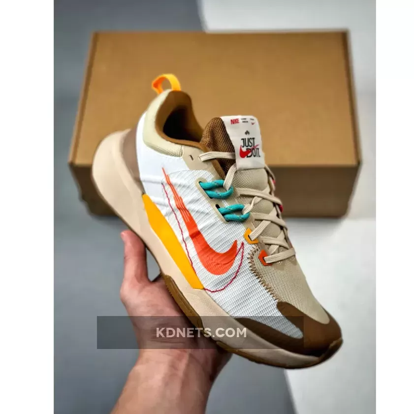 Nike Juniper Trail 2 ‘Sanddrift Safety Orange’