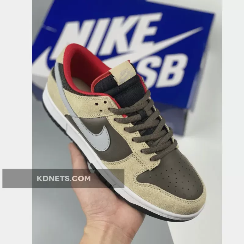 Nike SB Dunk Low Dark Chocolate/Metallic Silver