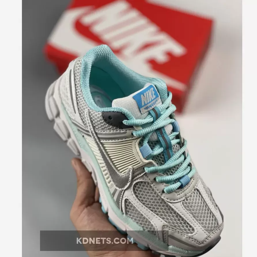 Nike Zoom Vomero 5 White Blue